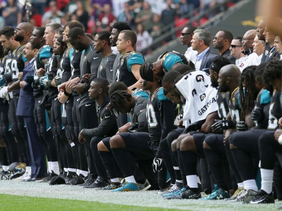 Jaguars+players+kneel+during+the+national+anthem+before+a+game+against+the+Ravens+on+Sunday+September+24th%2C+2017+at+Wembley+Stadium+in+London