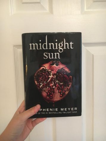 The cover of Midnight Sun, book five of the Twilight Saga.