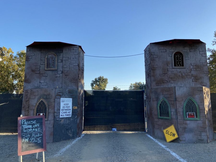 Even with the major changes made to the haunted house, the entrance is still wonderfully built and spooky as ever!