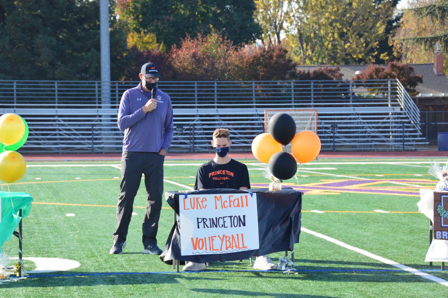 Photo gallery: AV fall athlete signing