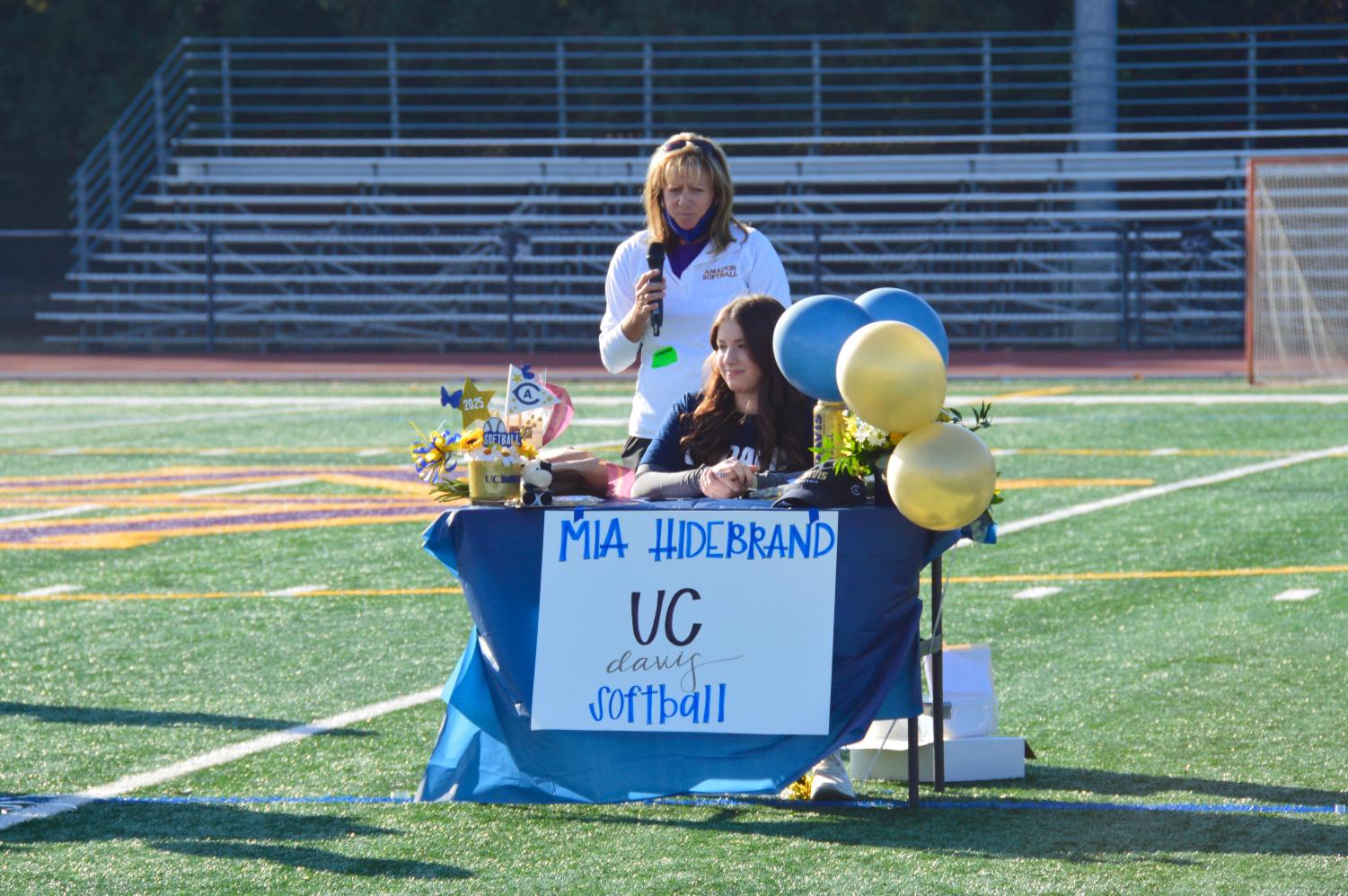 Photo gallery: AV fall athlete signing