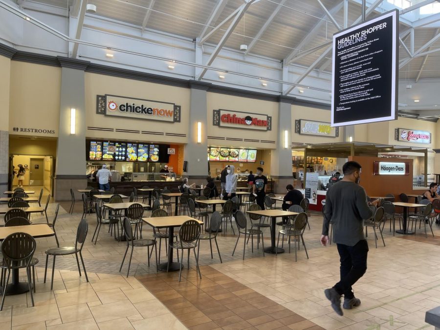 Go to the Livermore Outlets for both brand shopping, and the food court to order your favorite foods. Take a seat of your choice, and enjoy!