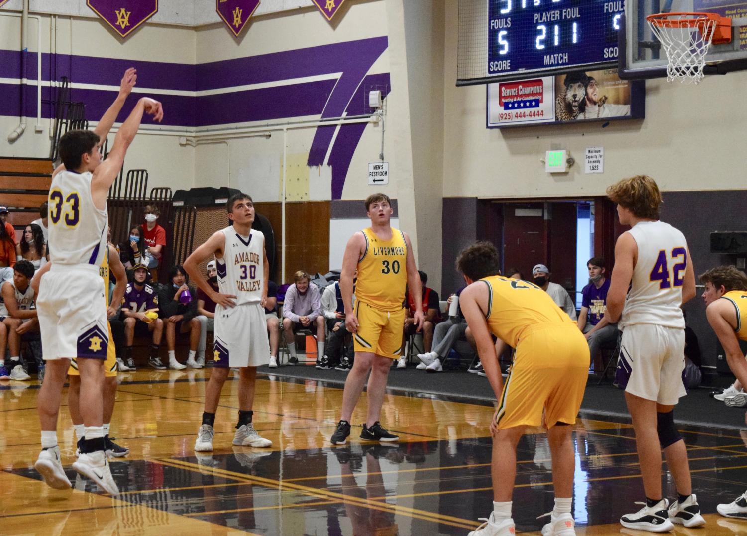 Amador v. Livermore! Varsity Boys Basketball