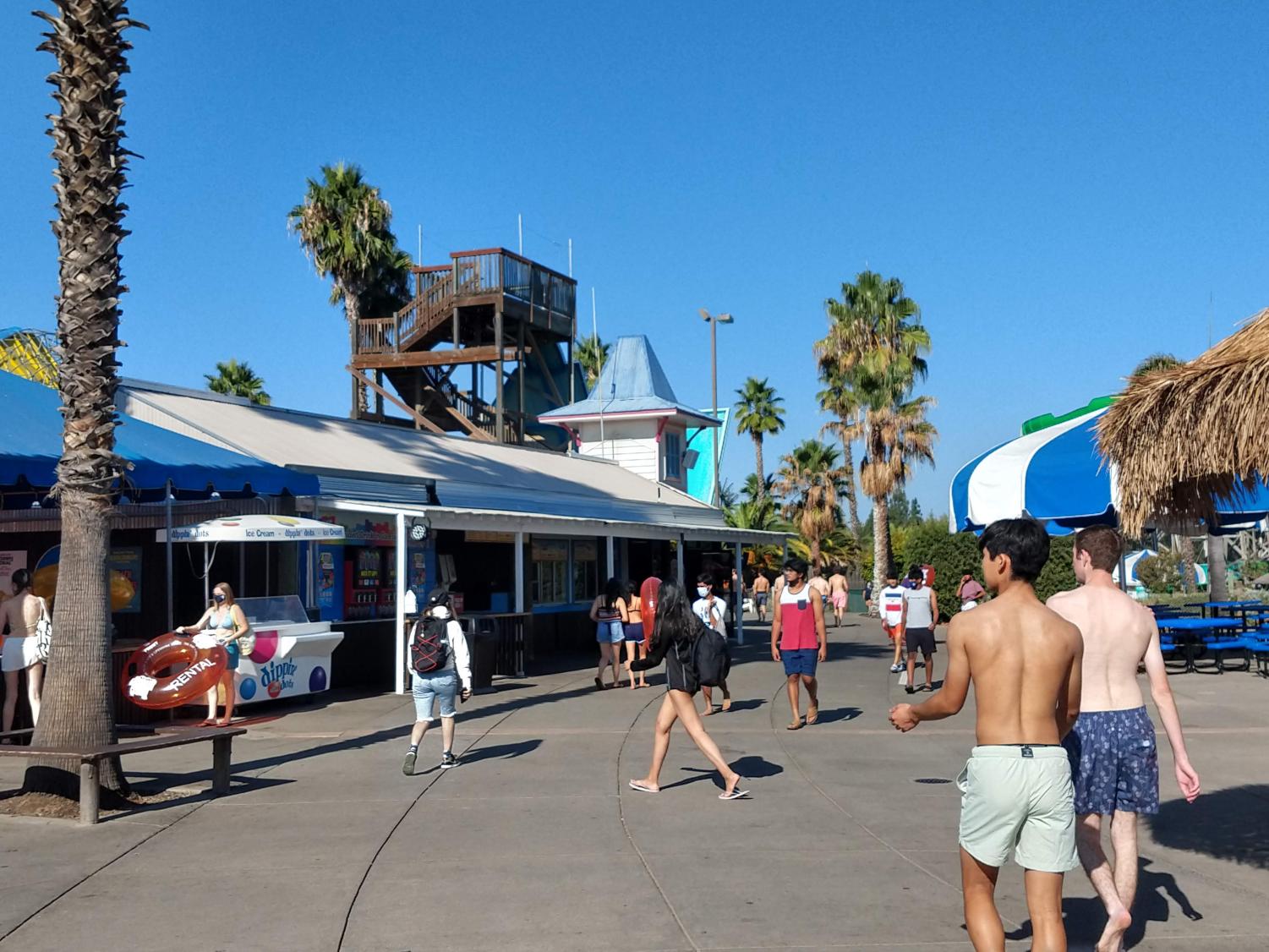 Senior Picnic at Hurricane Harbor