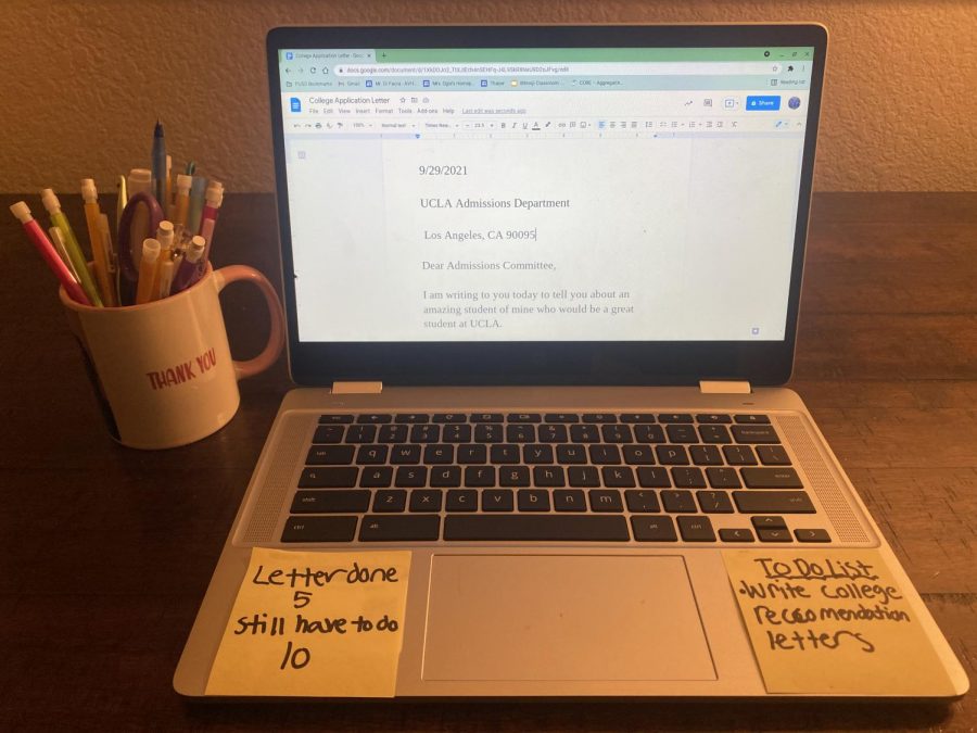 Teachers+writing+their+letter+of+recommendation+always+start+with+a+cordial+opening+and+introduce+their+student+to+the+admissions+office.