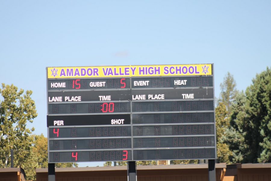 After an hour, Amador takes a well-deserved victory with a final score of 15-5.