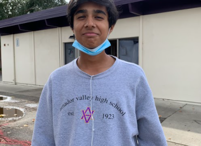 Ishan Sakhardande (‘25)
