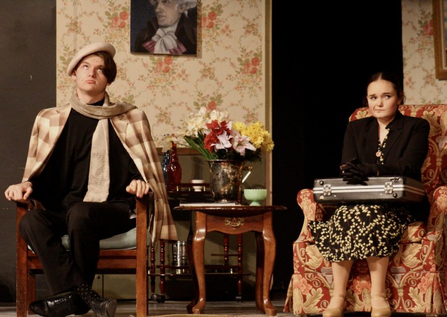 Camden Nauroth ('24) and Leila Brown ('22) as Laramore Mandrake and Lily Dramkean.