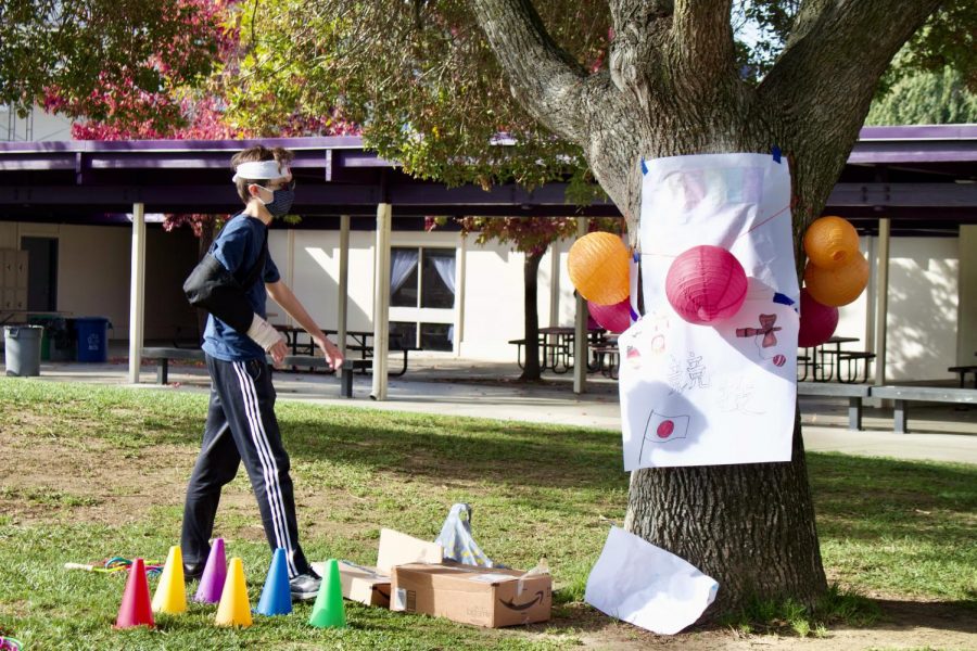 All the students of the Japanese class helped setup games, both with and without traditional elements such as paper lanterns.