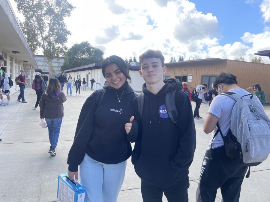 From left to right: Renna Popli ('23), Sean Brown ('23)
