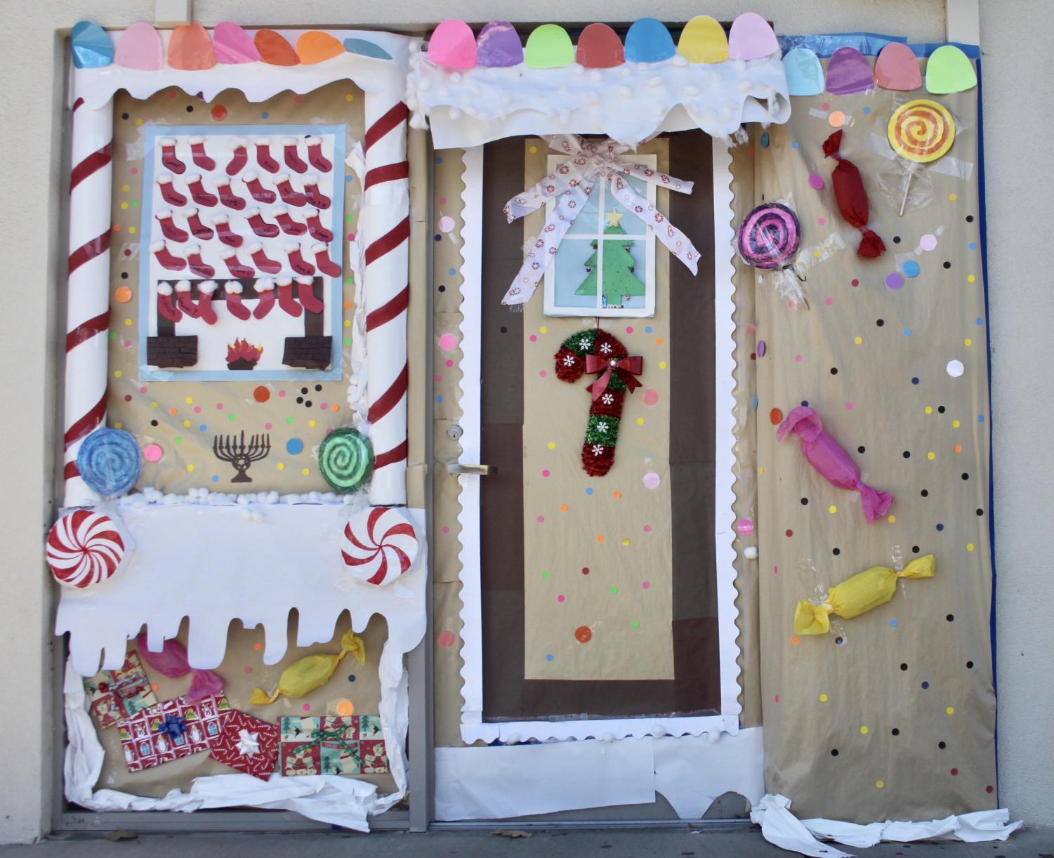 Amador+classrooms+show+holiday+spirit+through+their+door+decorations