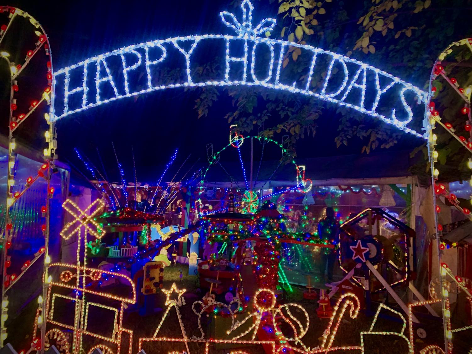 Three places around Pleasanton to visit for holiday lights and
