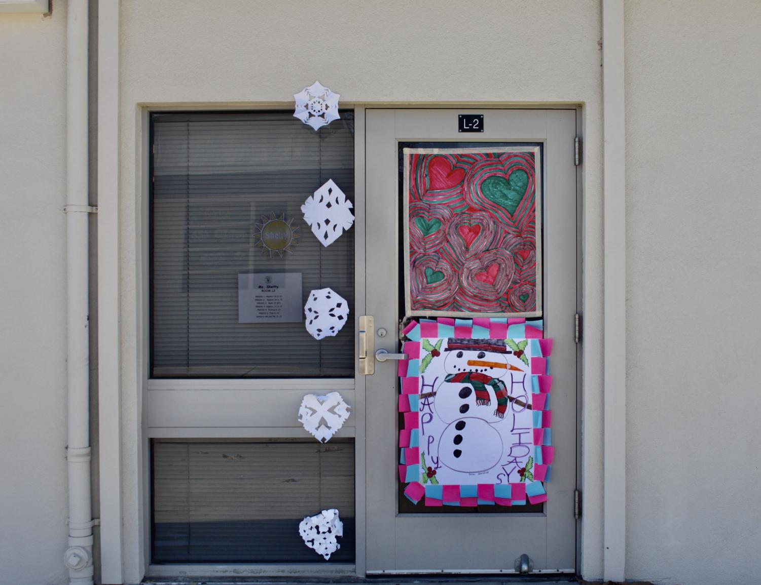 Amador classrooms show holiday spirit through their door decorations