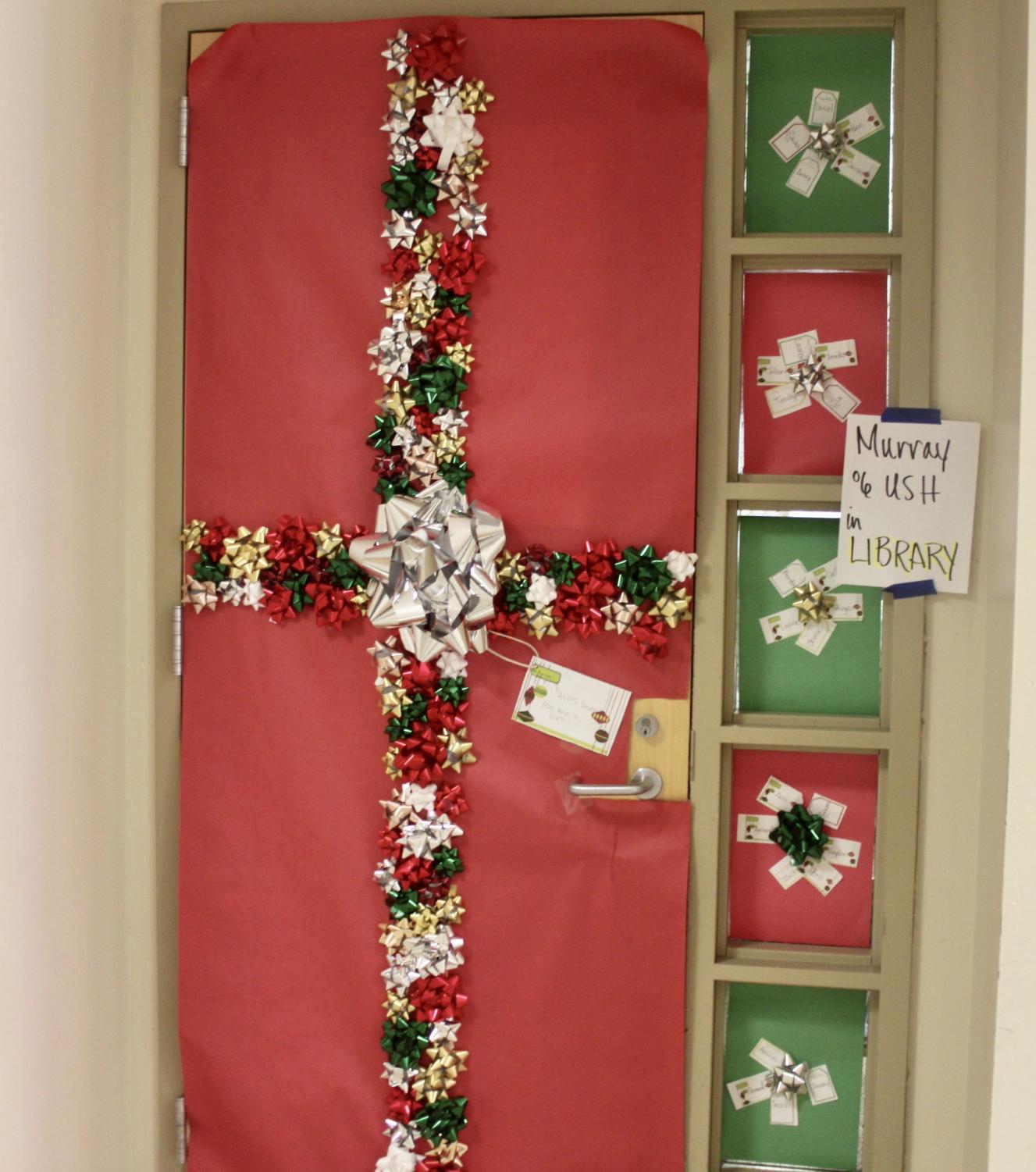 Amador classrooms show holiday spirit through their door decorations