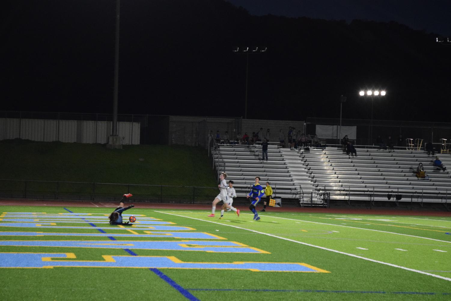 Amador Varsity Boys Soccer closes season against Foothill