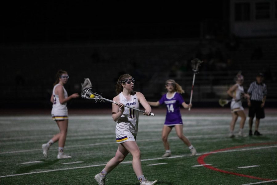 Erica Haley ‘22 walks up to pass.