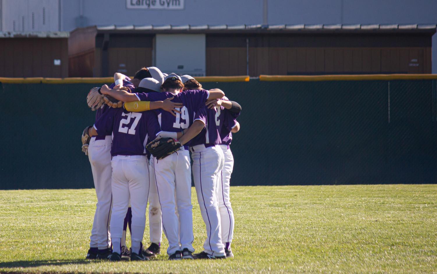 Amador varsity baseball takes a win on Deer Valley 11-2