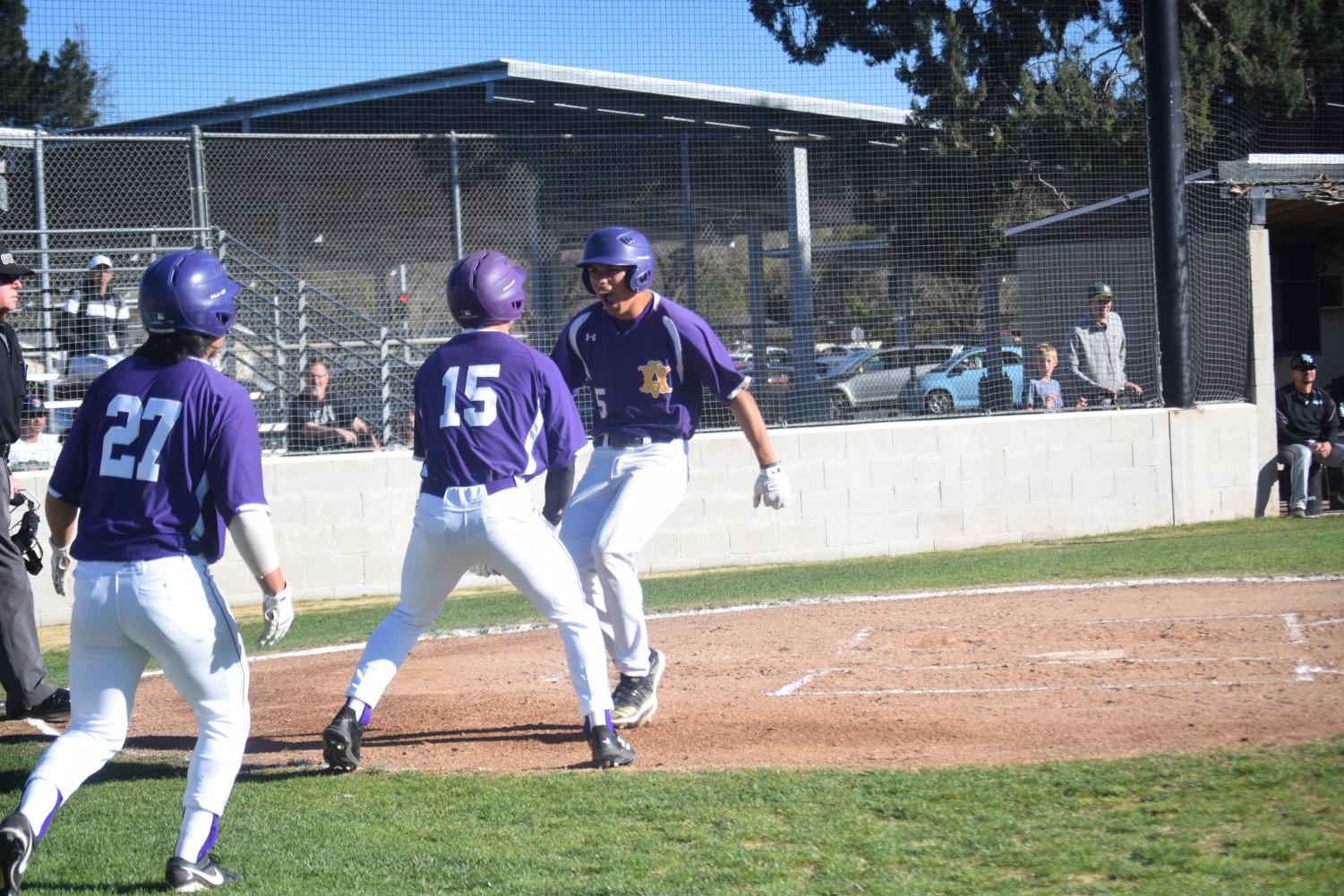 Amador+varsity+baseball+takes+a+win+on+Deer+Valley+11-2