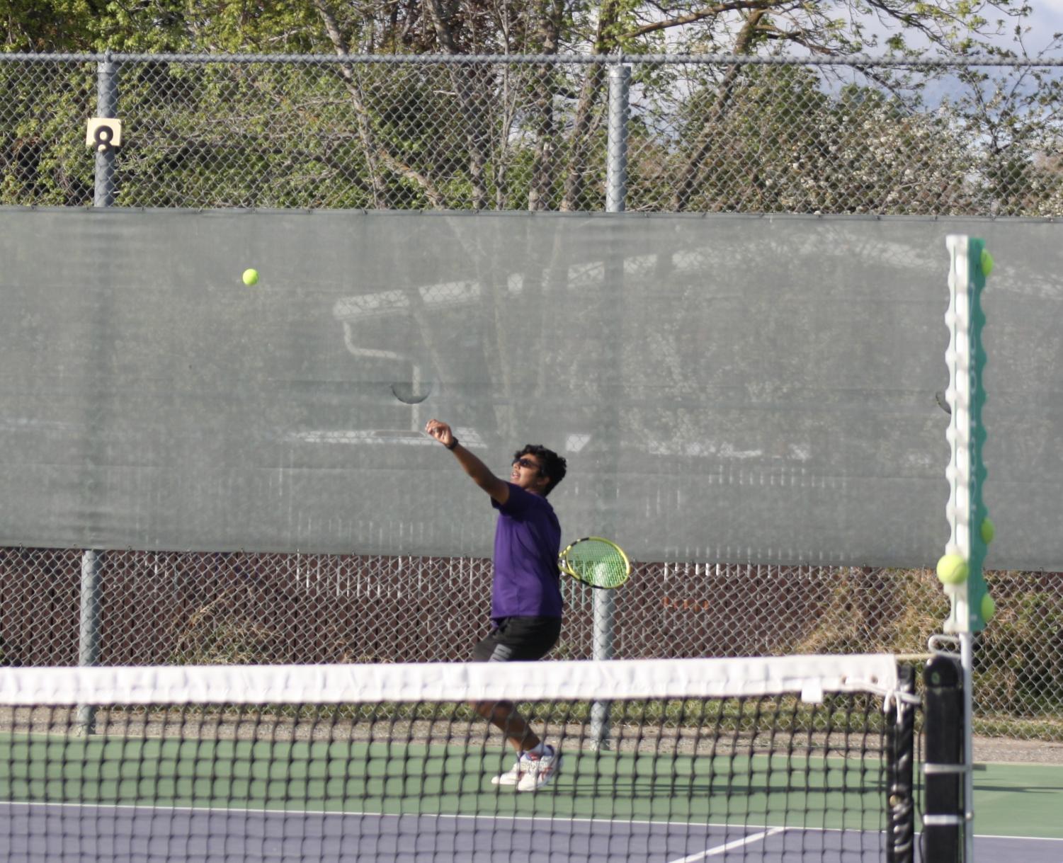 Photos: Boys Tennis start off strong in their games
