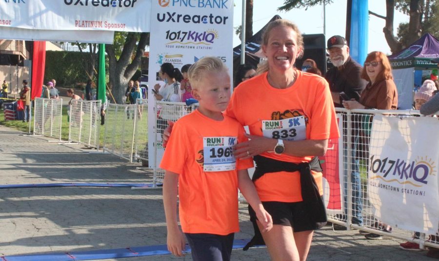Mother and son from the Diablo Valley Heat crossed the line together.