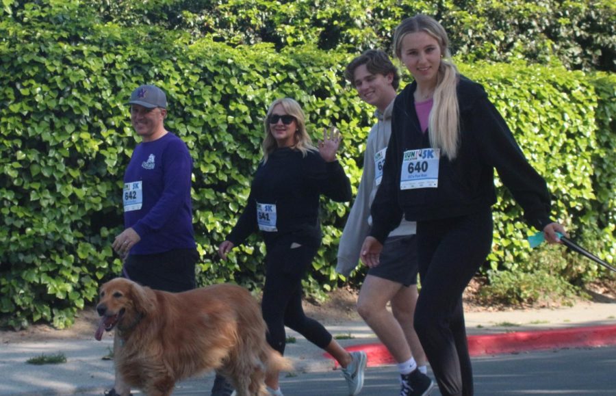 Families took the morning to get exercise, as well as walk their dogs on the 5K route.