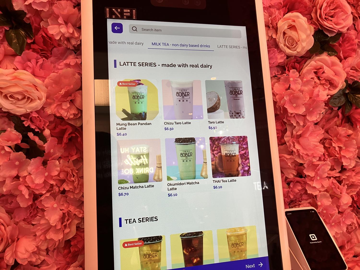 Food Review: "Bober Tea" is pinkalicious and refreshing