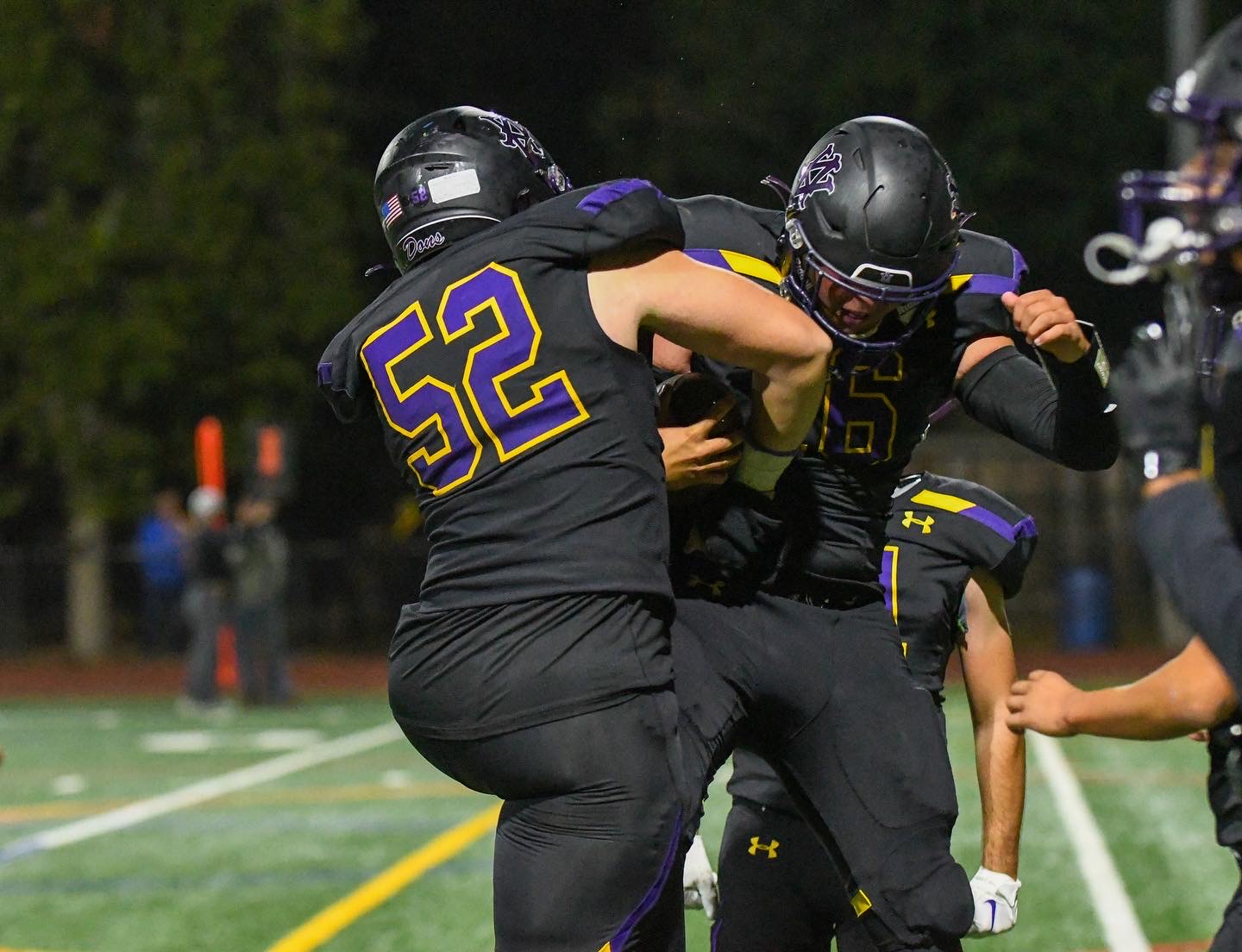 Amador Valley Football beats Granada 38-10 at its first home game