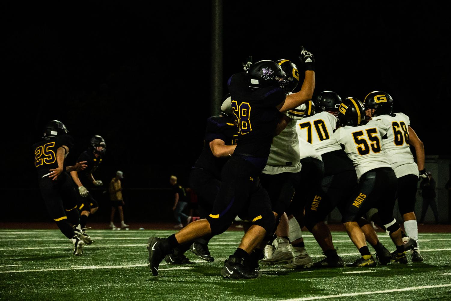 Amador Valley Football beats Granada 38-10 at its first home game