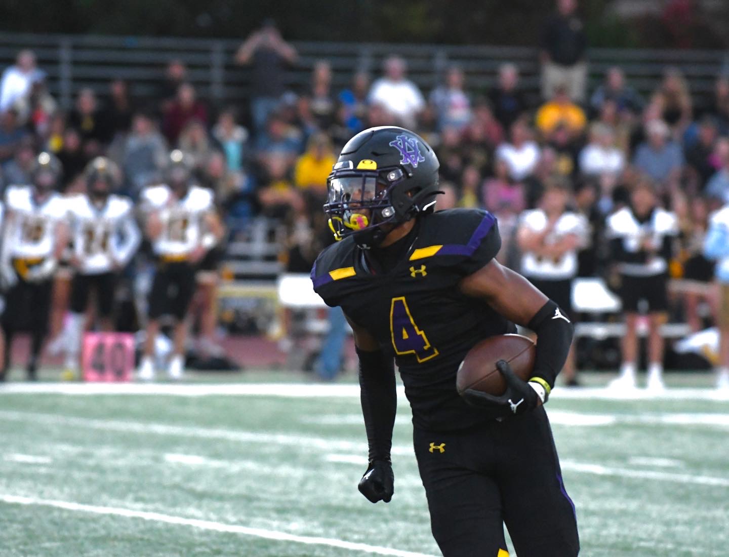 Amador Valley Football beats Granada 38-10 at its first home game