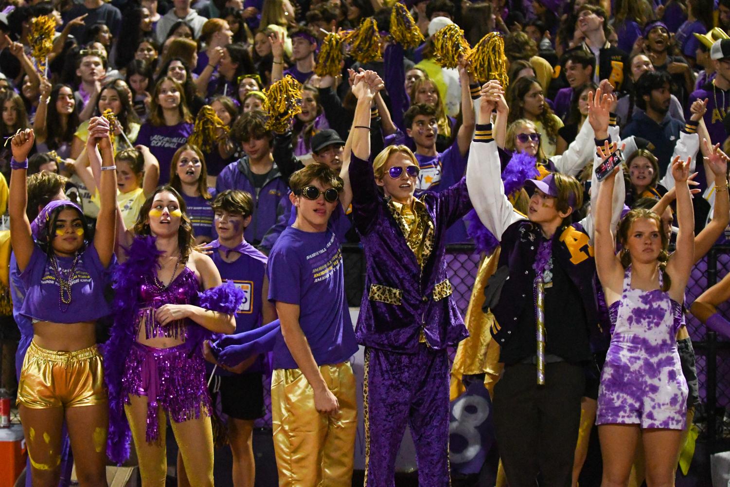 Amador+Valley+Football+beats+Granada+38-10+at+its+first+home+game