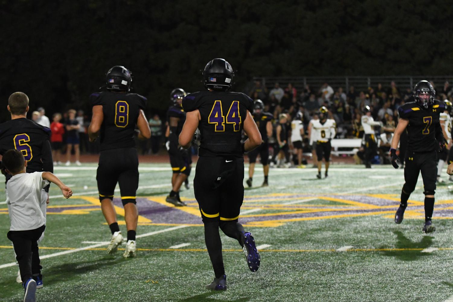 Amador Valley Football beats Granada 38-10 at its first home game