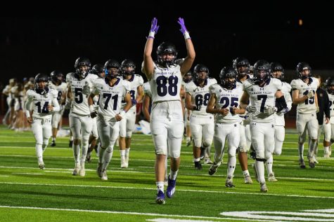 Amador Valley Football defeats Foothill with an overtime touchdown