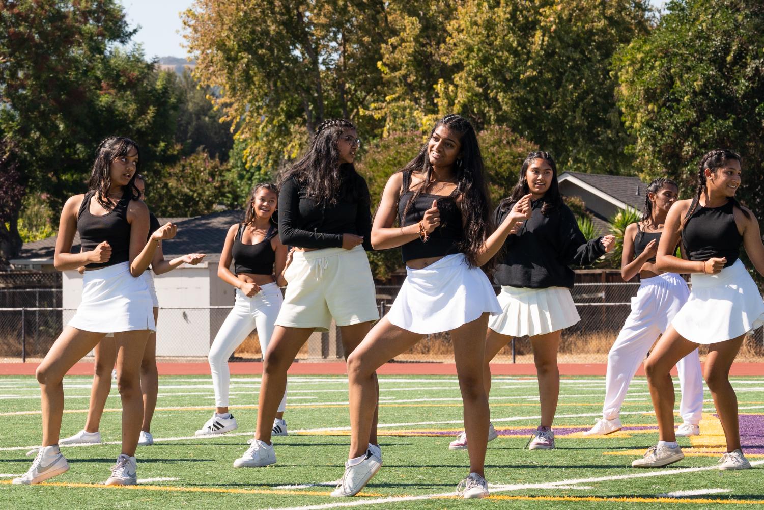 Amador holds centennial homecoming rally with brand new float decorations