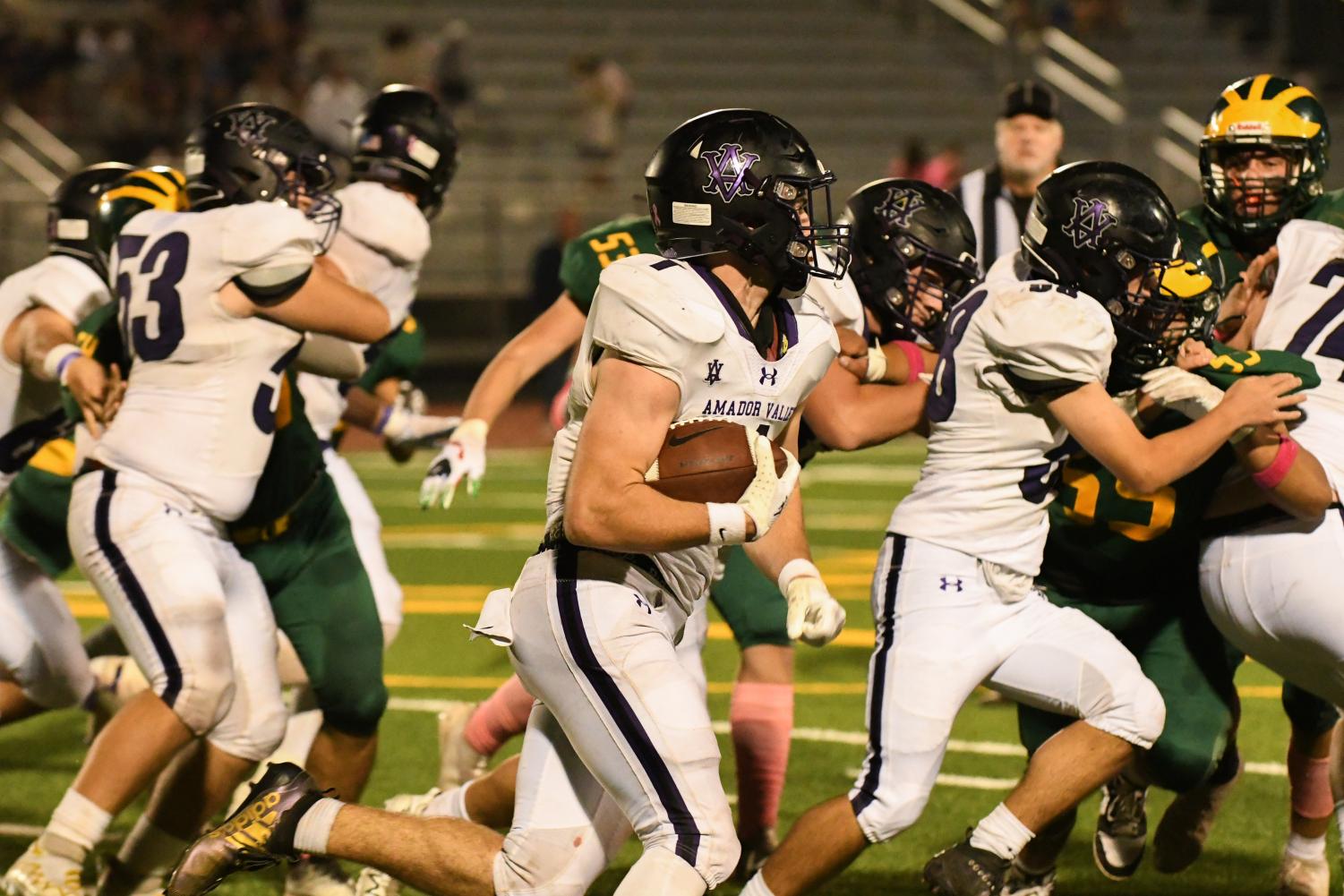 Amador Valley football experiences a tough loss against San Ramon Valley