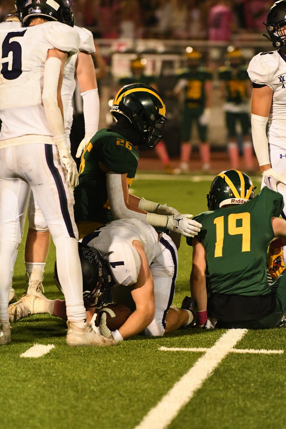 Amador Valley football experiences a tough loss against San Ramon Valley