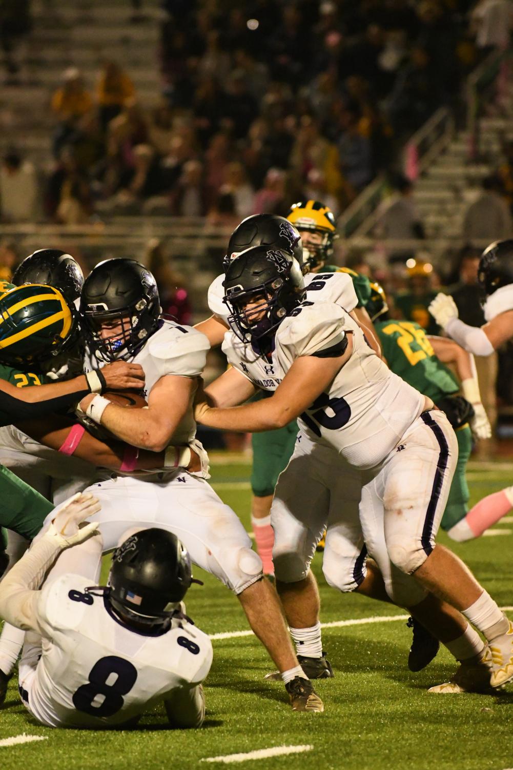 Amador Valley football experiences a tough loss against San Ramon Valley