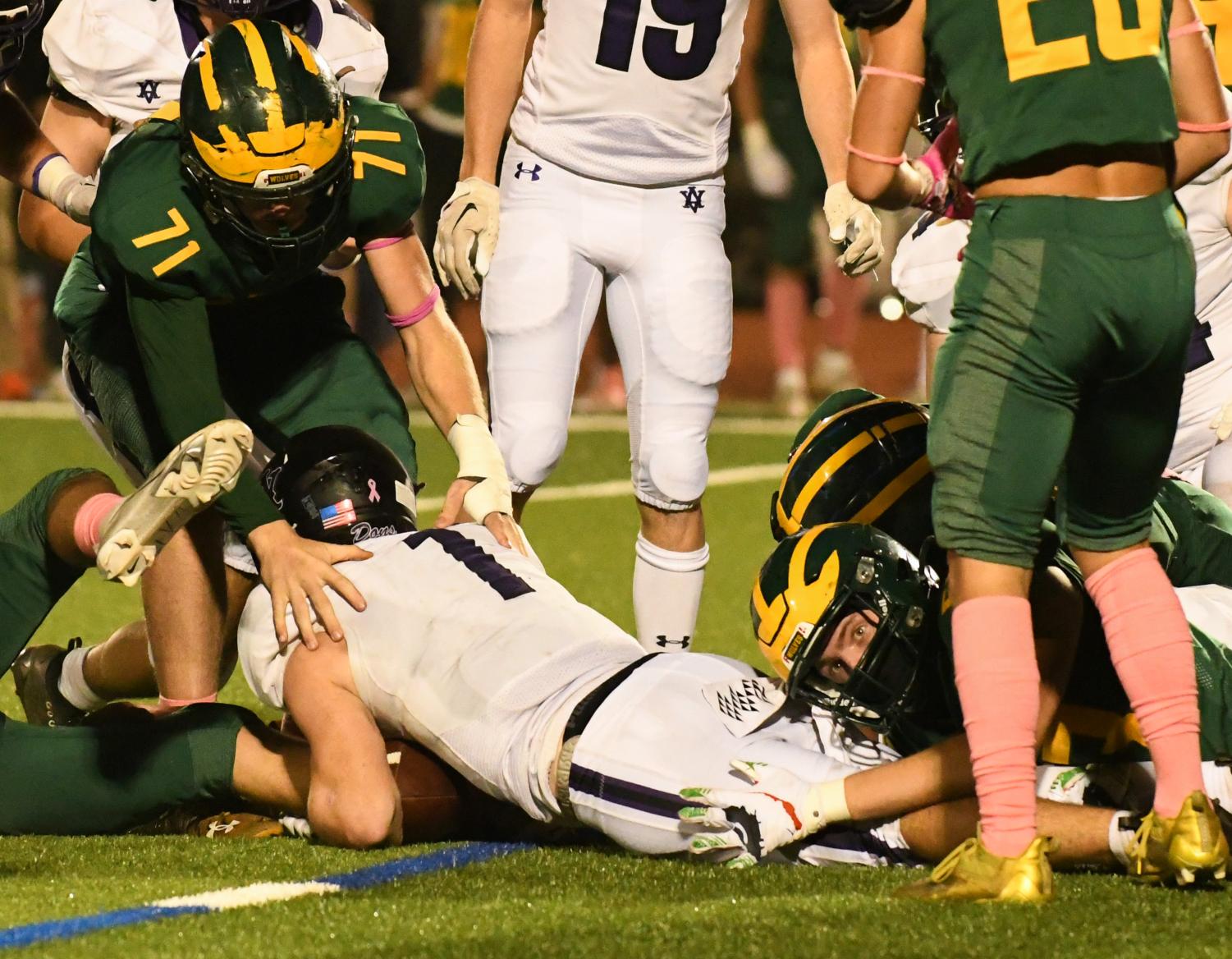 Amador Valley football experiences a tough loss against San Ramon Valley