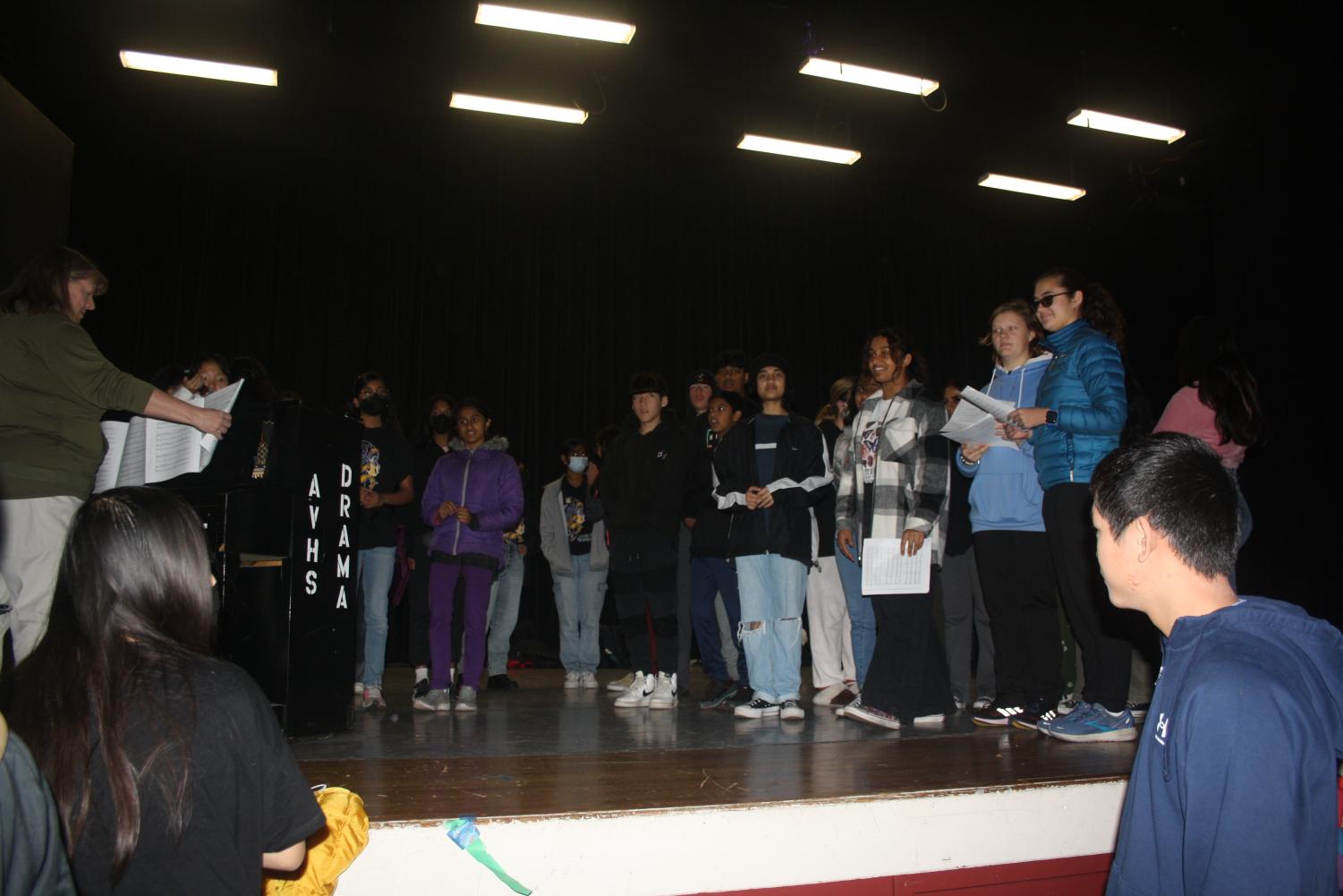 Photo story: Japanese classes host Japanese fall festival