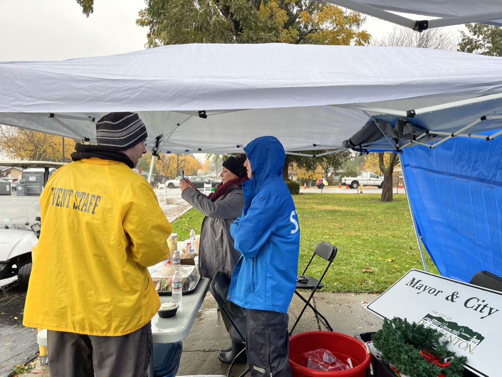 Pleasanton Hometown Holiday Parade canceled due to rain