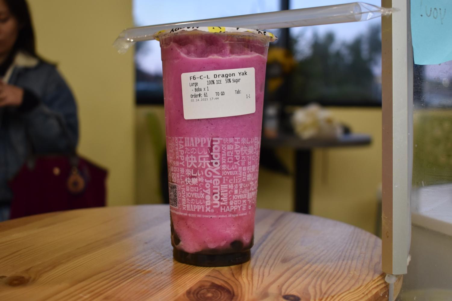 Student baristas get boba bliss at Happy Lemon