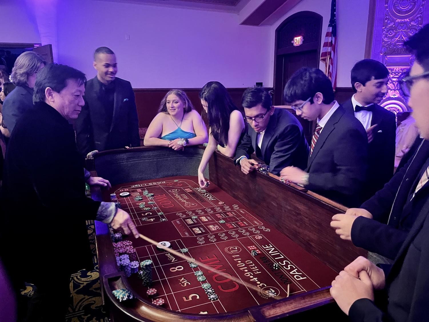 Juniors celebrate Masquerade Night Prom