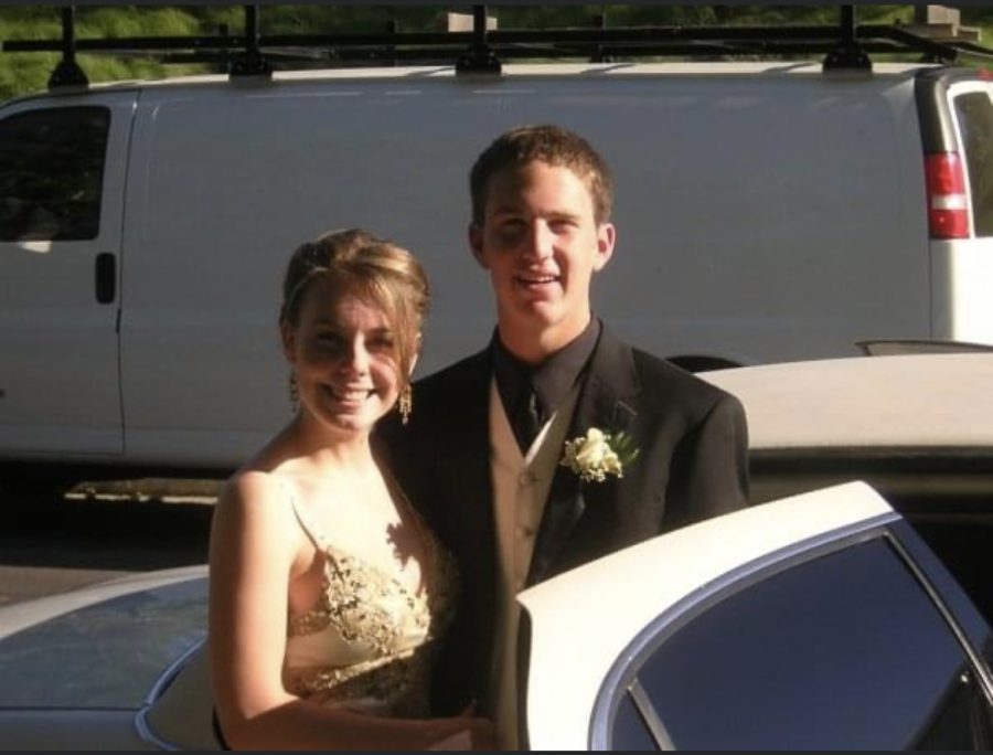 Kyra Britto drove to prom in a limo with a group of friends. Here’s her posing near her ride with her prom date.