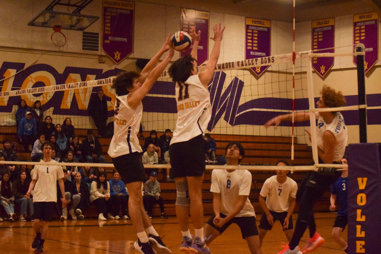 Boys varsity volleyball team defeats Foothill 3-1