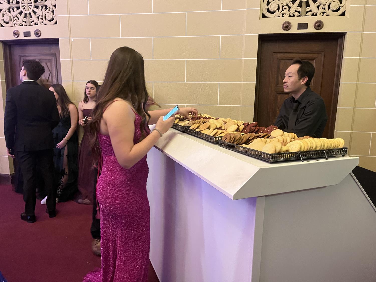 Junior prom: the experience