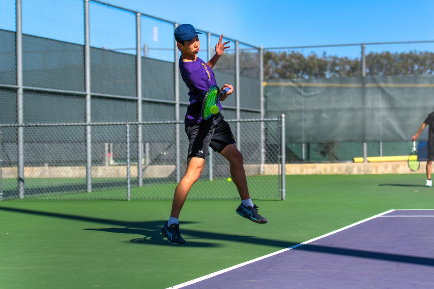 Boys Varsity Tennis defeats Foothill in an exciting 6-3 victory