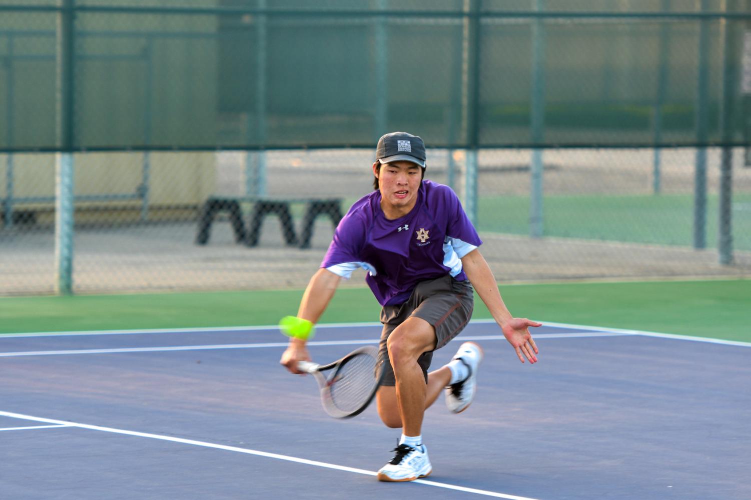 Boys+Varsity+Tennis+defeats+Foothill+in+an+exciting+6-3+victory