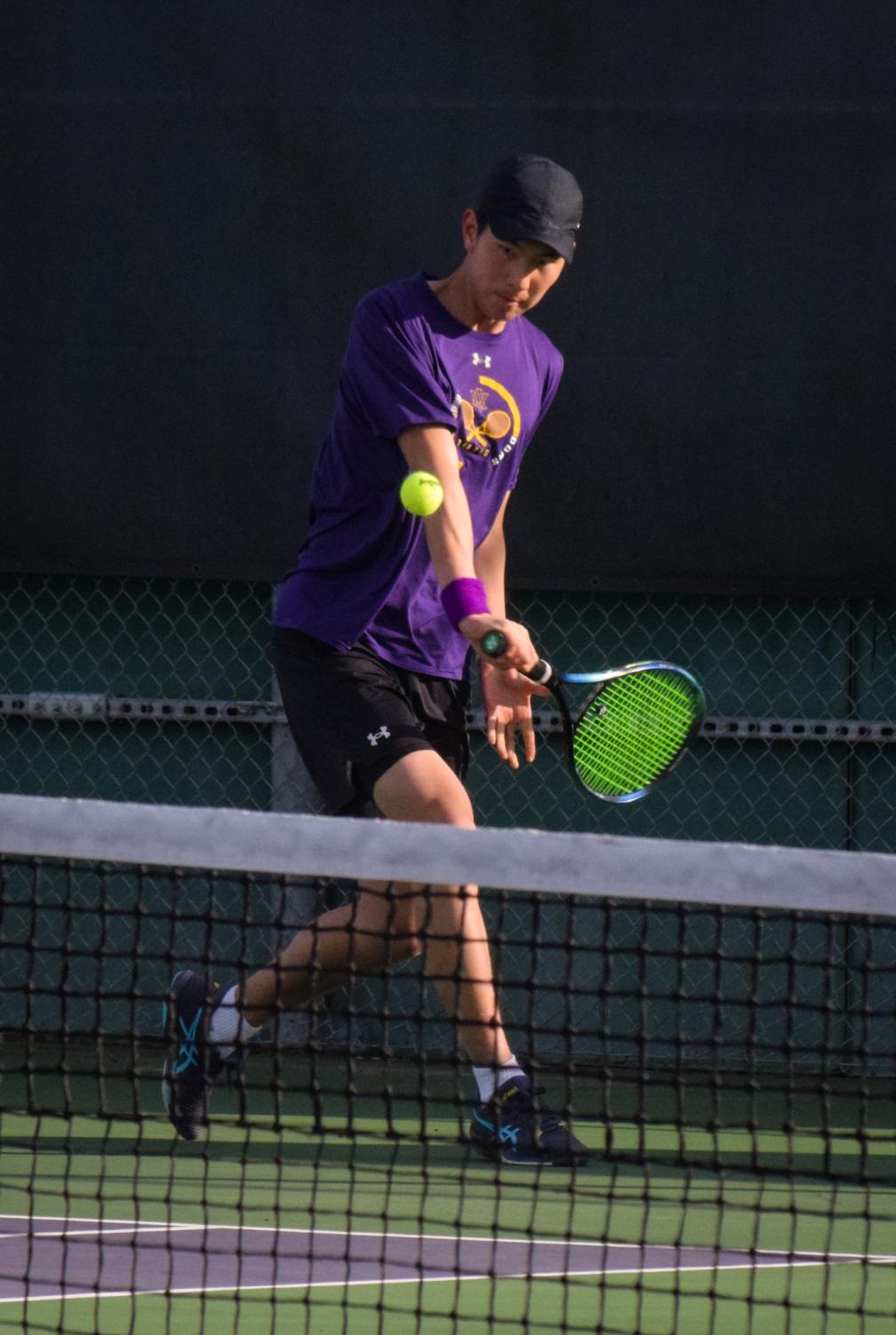 Boys Varsity Tennis defeats Dougherty Valley High 5-3