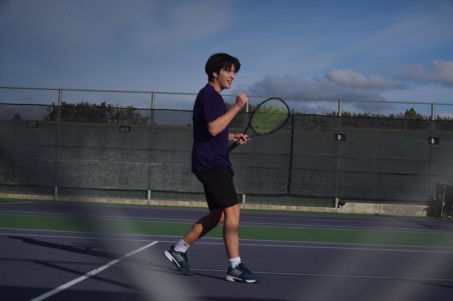 Boys Varsity Tennis defeats Dougherty Valley High 5-3