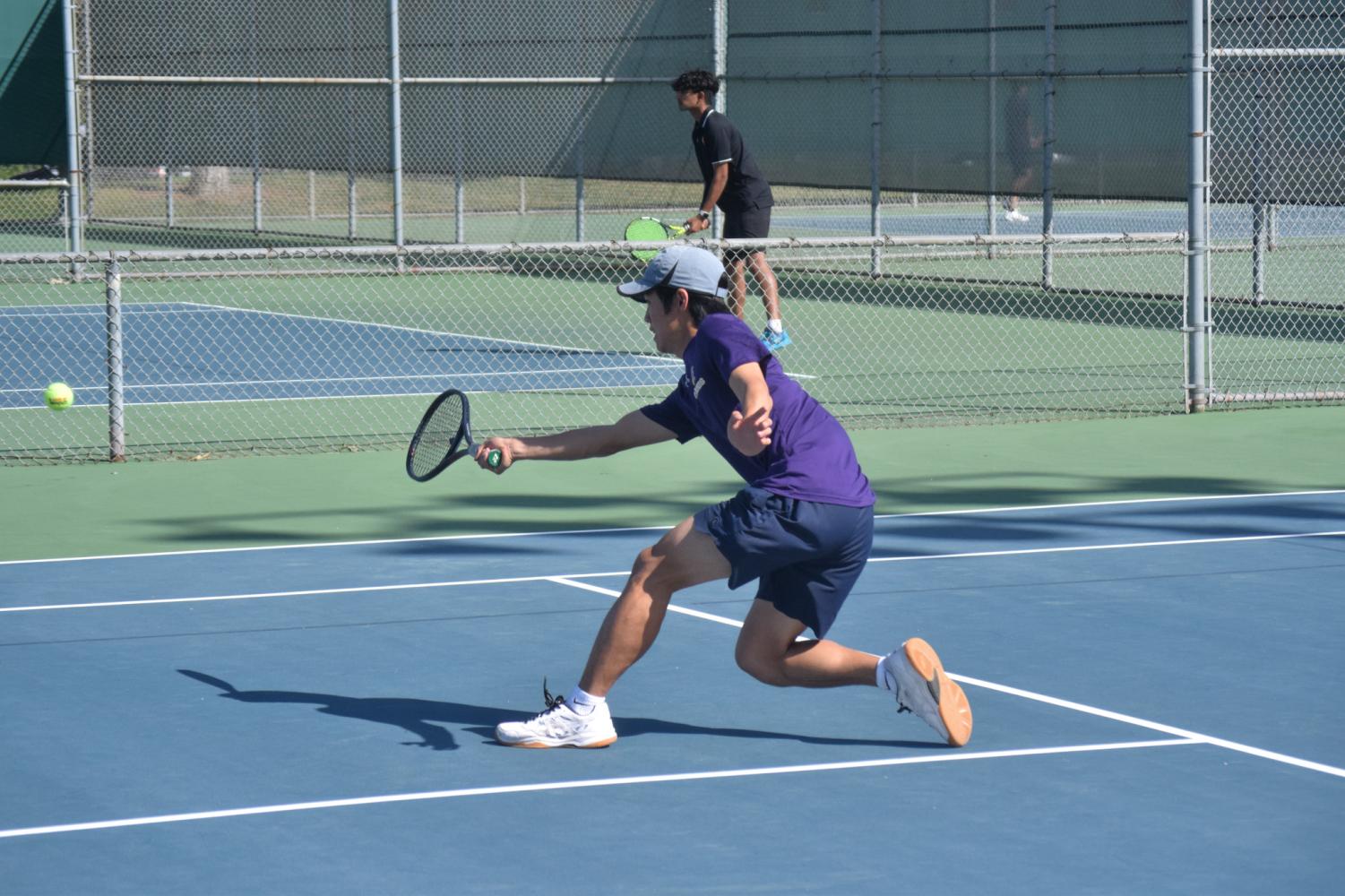 Boys Varsity Tennis defeats Washington High 5-2 in preparation for NCS.