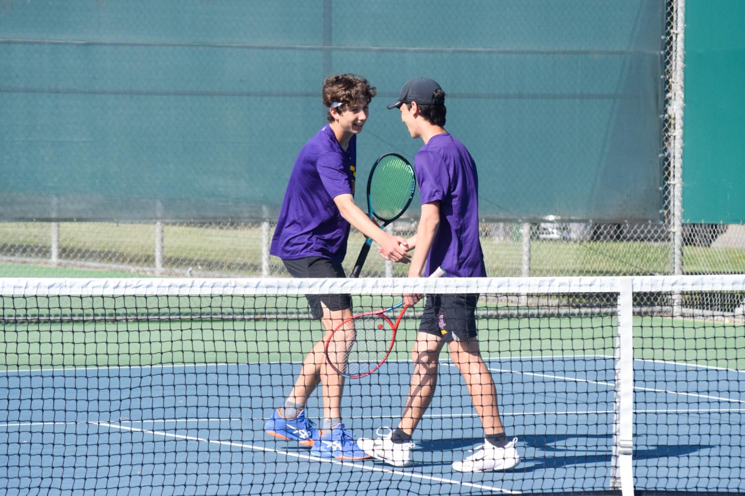 Boys Varsity Tennis defeats Washington High 5-2 in preparation for NCS.
